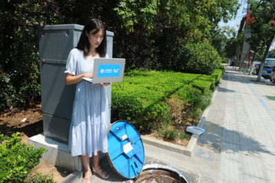 5G智能窨井蓋亮相漯河 信息化技術(shù)筑牢城市‘腳下安全’防線
